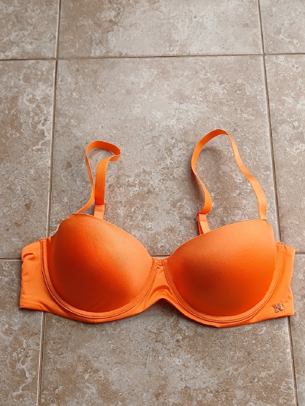 Savage X Fenty 38D Vibrant Orange Bra NWOT